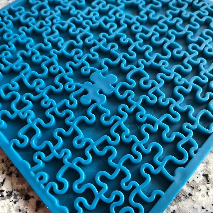 SodaPup Dog Toys – wholesale Pet food mat – Dog – Jigsaw Design Emat Enrichment Licking Mat1
