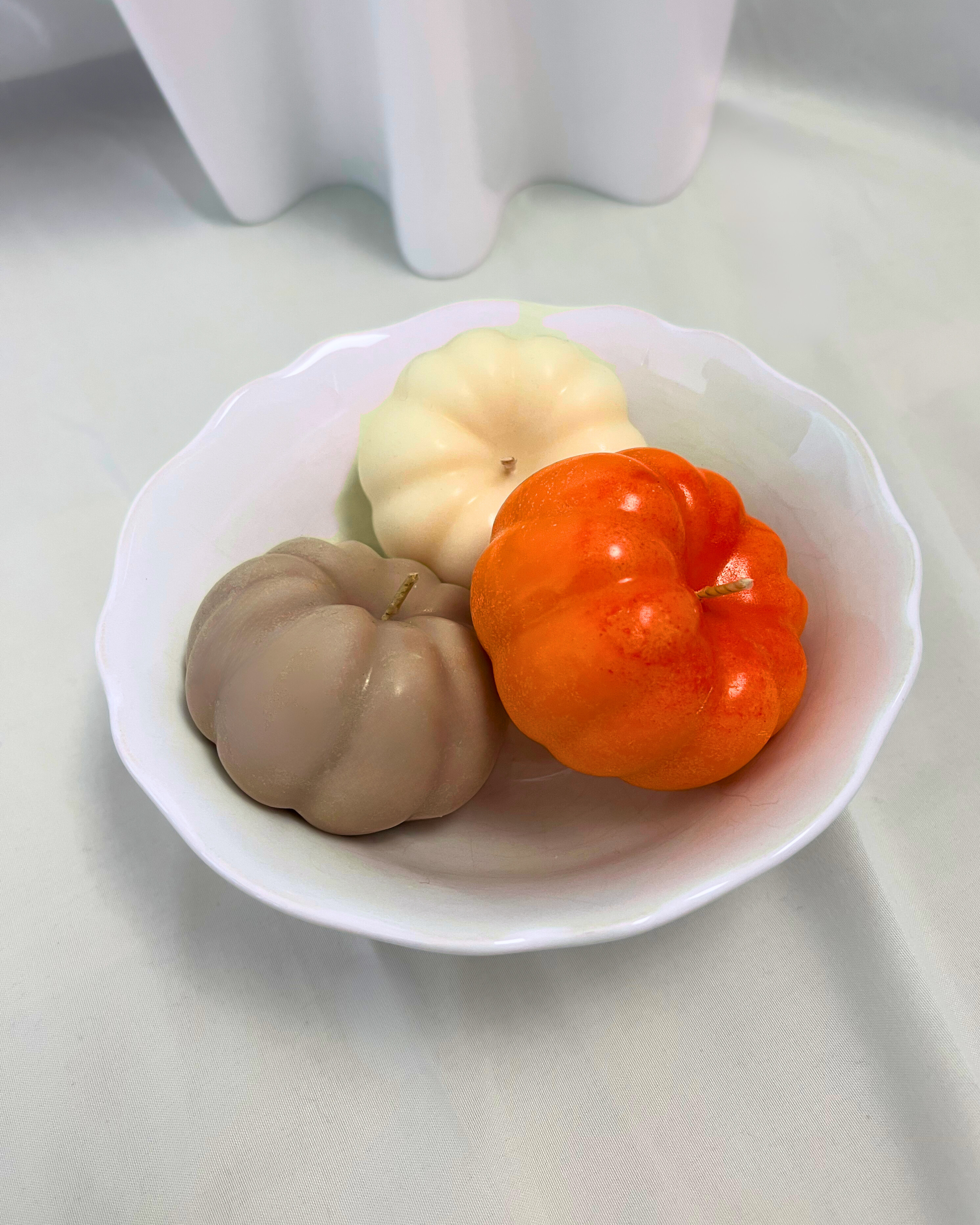 lumierethecandle - Wholesale Novelty Candle - PUMPKIN Candles (various colors)2