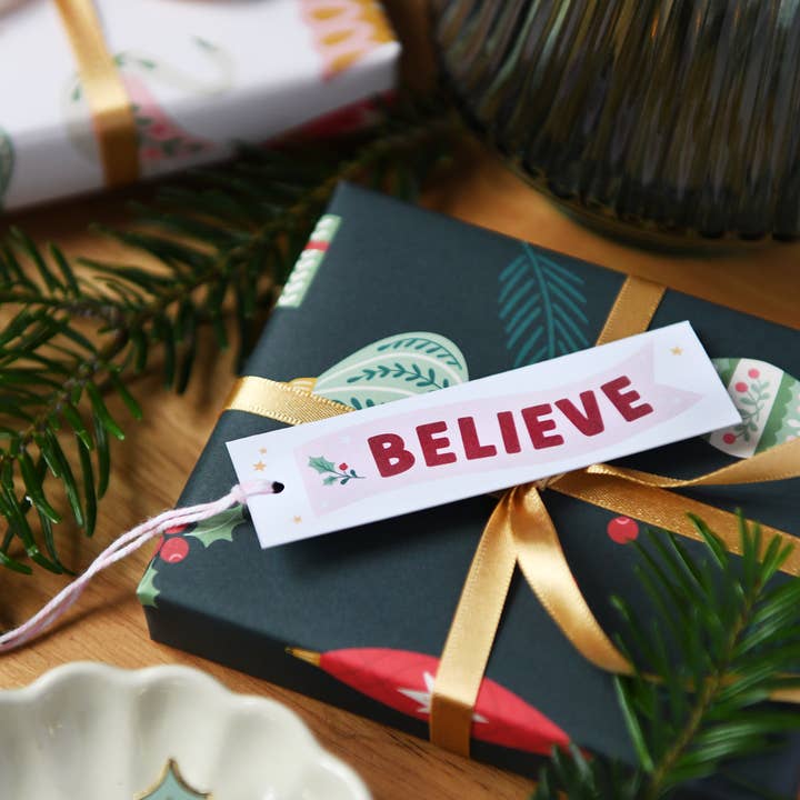 Petit paquet de cartes « Believe » pour la vente par Clara and Macy