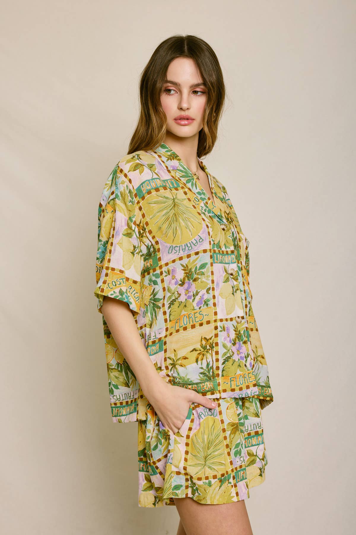 TROPISCHE ZON Isla Palma Ontspannen Shirt En Korte Broek Set (1) voor groothandel op Faire1