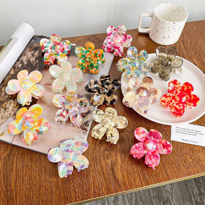 ACCITY - Wholesale Hair Clip - Women's - 2.7"IN FLOWERS TORTOISE SHELL HAIR CLAW CLIPS_CWAHA0383