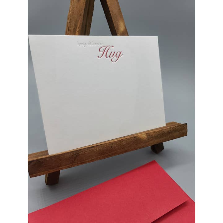 Set di notecard tipografici per abbracci a lunga distanza per la vendita all'ingrosso da parte di Ancora Letterpress