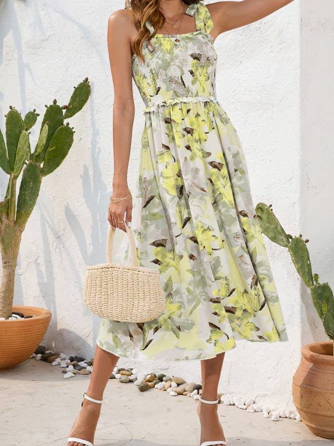 UNISHE - Wholesale Dress - Women's - Spaghetti Floral SLeeveless Smocked Dress AYY0256