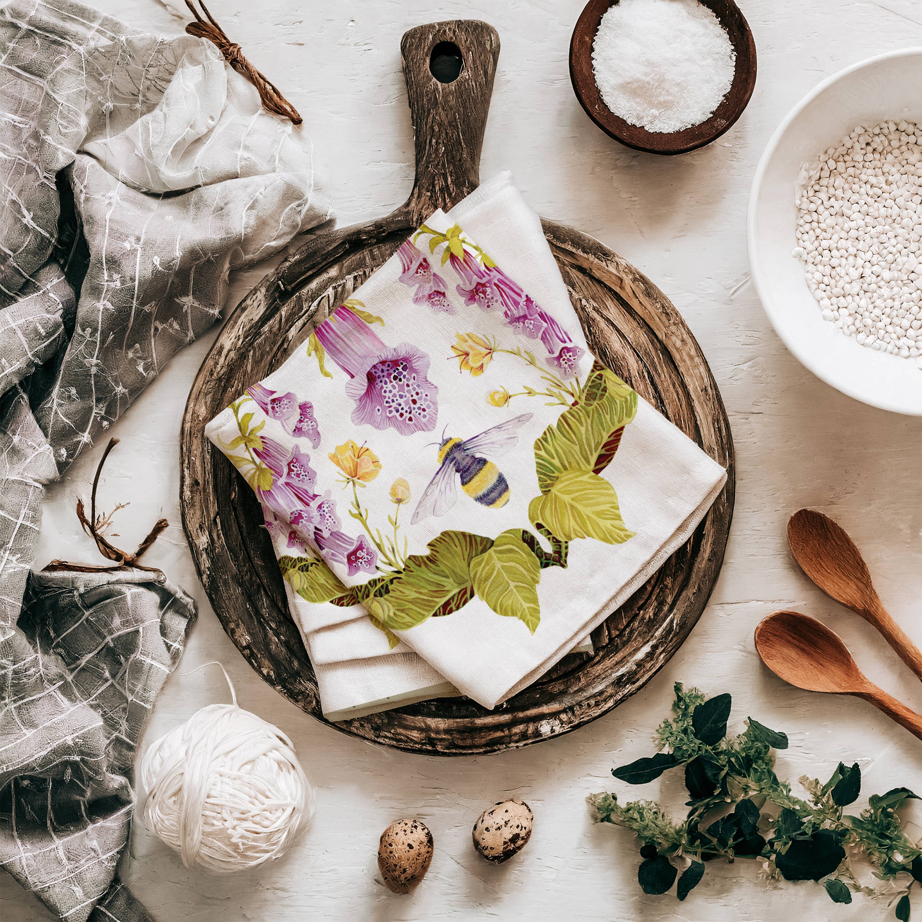 Sarah Rose - Vendita all'ingrosso Strofinacci - Strofinaccio in lino biologico Foxglove and Bee Placement2