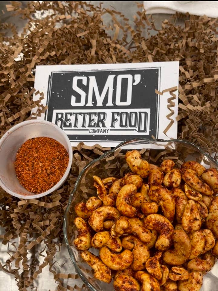 Jøde Cub gned nødder for engroshandel hos Smo’ Better Food Company