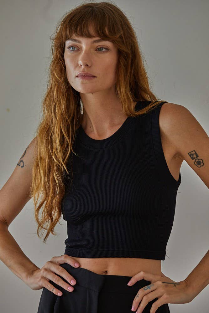 By Together – Großhandel Strickoberteil – Damen – By Together nahtloses, geripptes Strick-Top mit Rundhalsausschnitt und ärmellos10