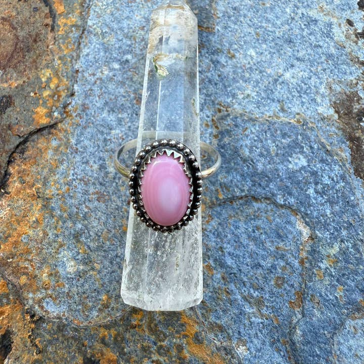 Wild Mountain Soul Designs – wholesale Cocktail/statement ring – Sterling Silver Pink Conch Shell Ring2