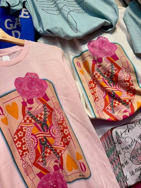 Raisin' Arrows - Wholesale T-Shirt (Graphic) - Women's - Queen of Hearts