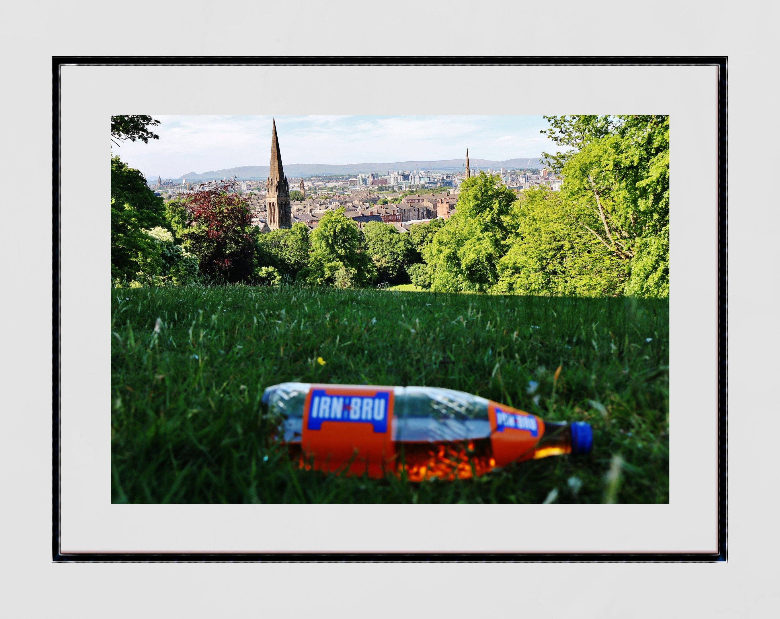 Mo & Paul Photography - Vente Poster - Affiche photographique d'Irn Bru à Glasgow Queen's Park0