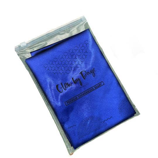 Bufanda de satén Charmeuse Luxstretch ™️ predoblada azul imperial para venta al por mayor de Glow by Daye