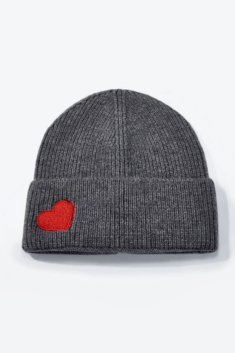BYREN | ÉLINE L'ATELIER – Großhandel Beanie – Damen – Einfarbige Mütze mit rotem Herz MJ221SD1