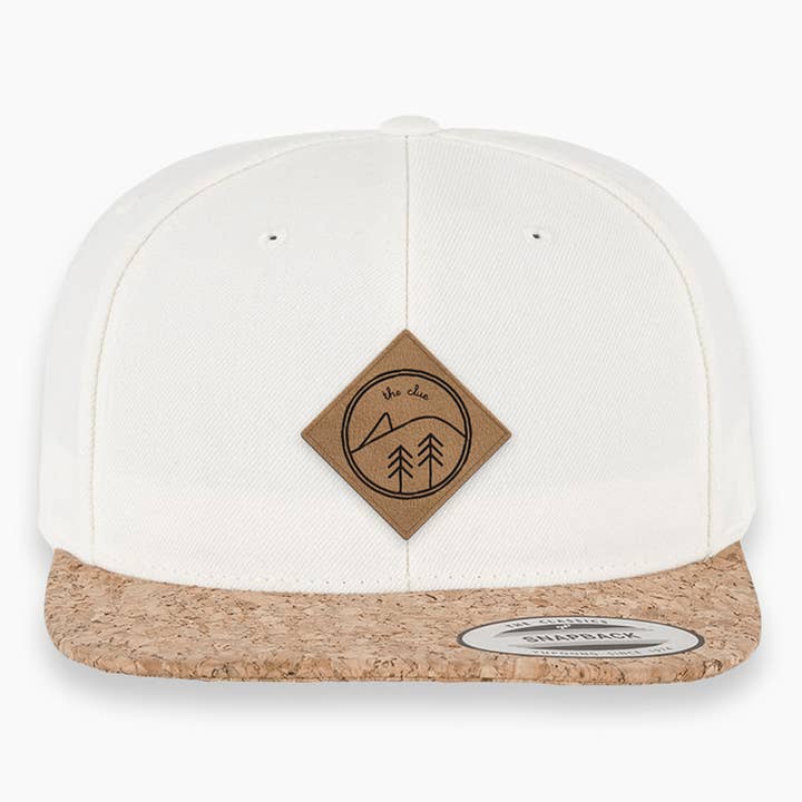 Snapback classique unisexe blanc liège pour la vente par The Clue Clothing