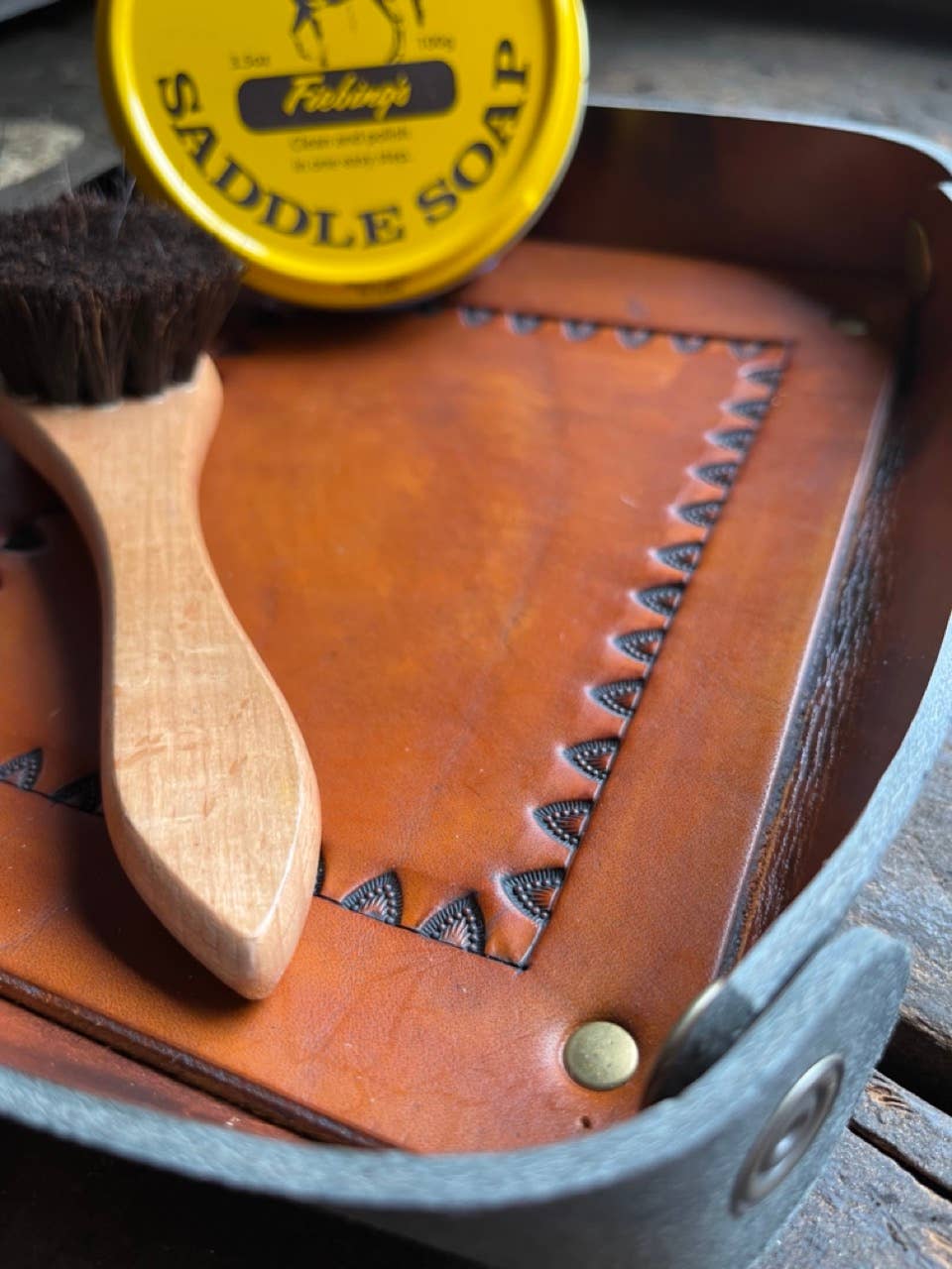 Sage Grouse Leather - Vente Plateaux décoratifs - Plateau en cuir estampé à bordure 9x7 Western Catchall Valet6