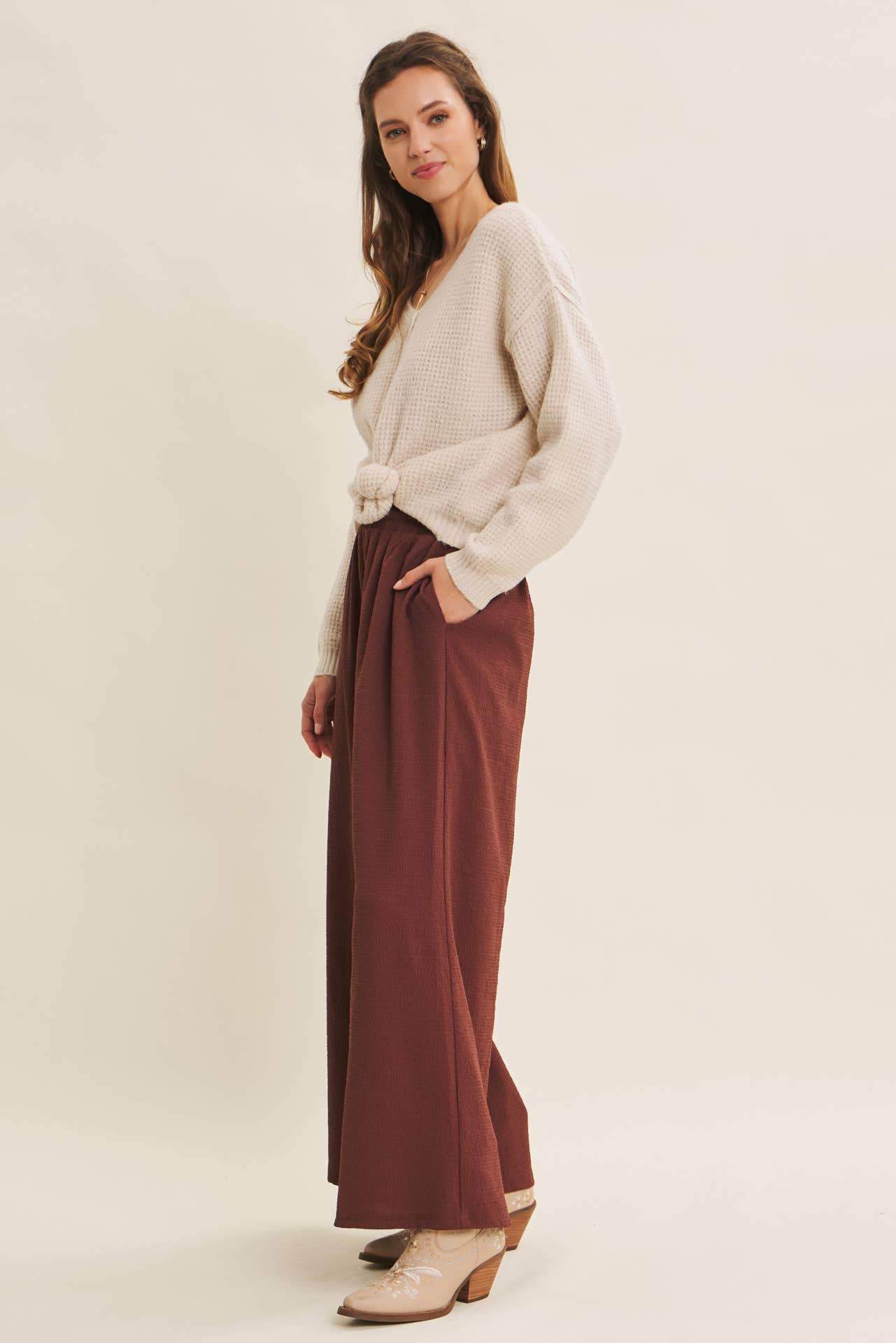 in february - Wholesale Pants - Women's - FLOWY WIDE LEG PANTS IN TEXTURED WAFFLE FABRIC5