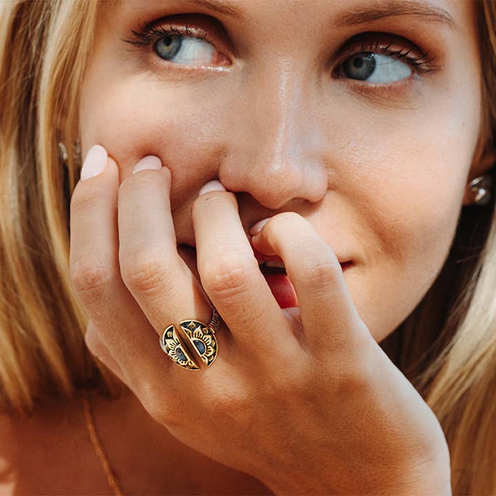bahgsu jewels - Wholesale Cocktail/Statement Ring - Natural Mystic Ring - Moonstone