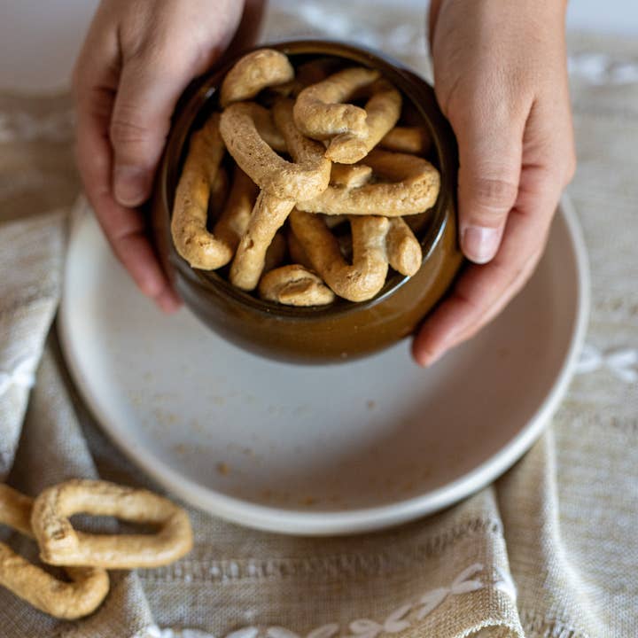 Donna Francesca - Wholesale Puffed Snack - Taralli Extralarghi Classici - Premium Quality 350g