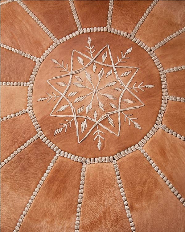 DarKech - Vente Pouf - Repose-pieds en cuir marocain, pouf fait main16