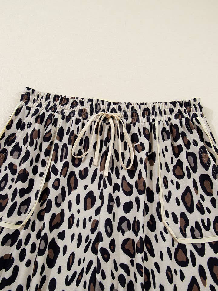 Khaki Exposed Seam Patched Pocket Plus Size Drawstring Leopard Wide Leg Pants for wholesale on Faire2