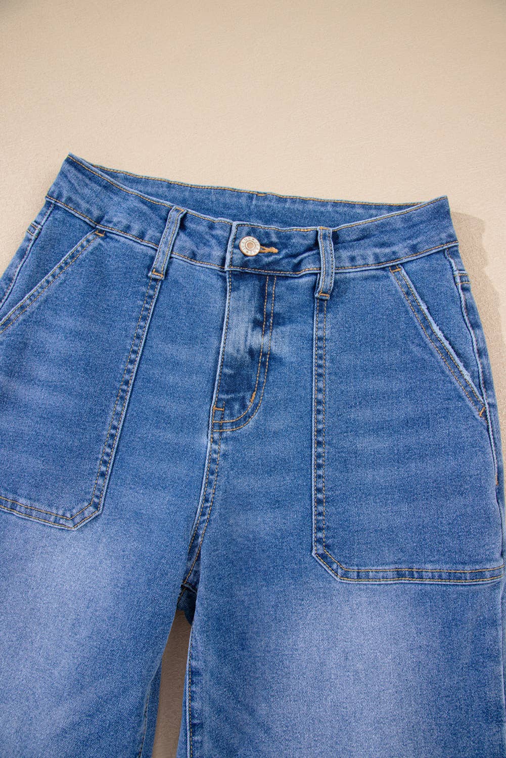 Babs + Birdie - Vendita all'ingrosso Jeans - Donna - Ezra | Jeans a Vita Alta con Gamba Ampia e Taglio Corto13