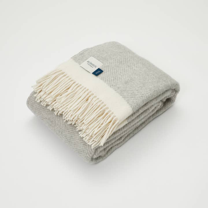 Atlantic Blankets - Wholesale Throw Blanket - Silver Grey Herringbone Wool Blanket