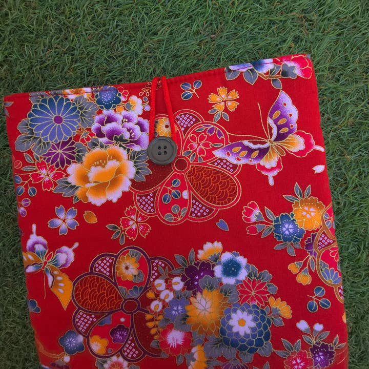 laubelgo - Wholesale Book Cover - Padded book cover with oriental motifs on a red background0