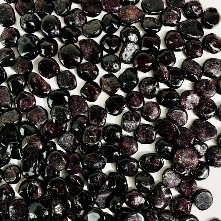 Rock Paradise - Wholesale Spiritual Stone/Crystal - Crystal Garnet 1lb Chips (TS-185)2
