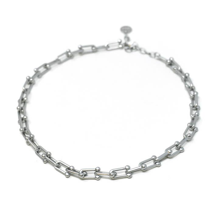 The Sis Kiss - Wholesale Link & Chain Necklace - Graduated Chain Link Necklace in Matte Silver
