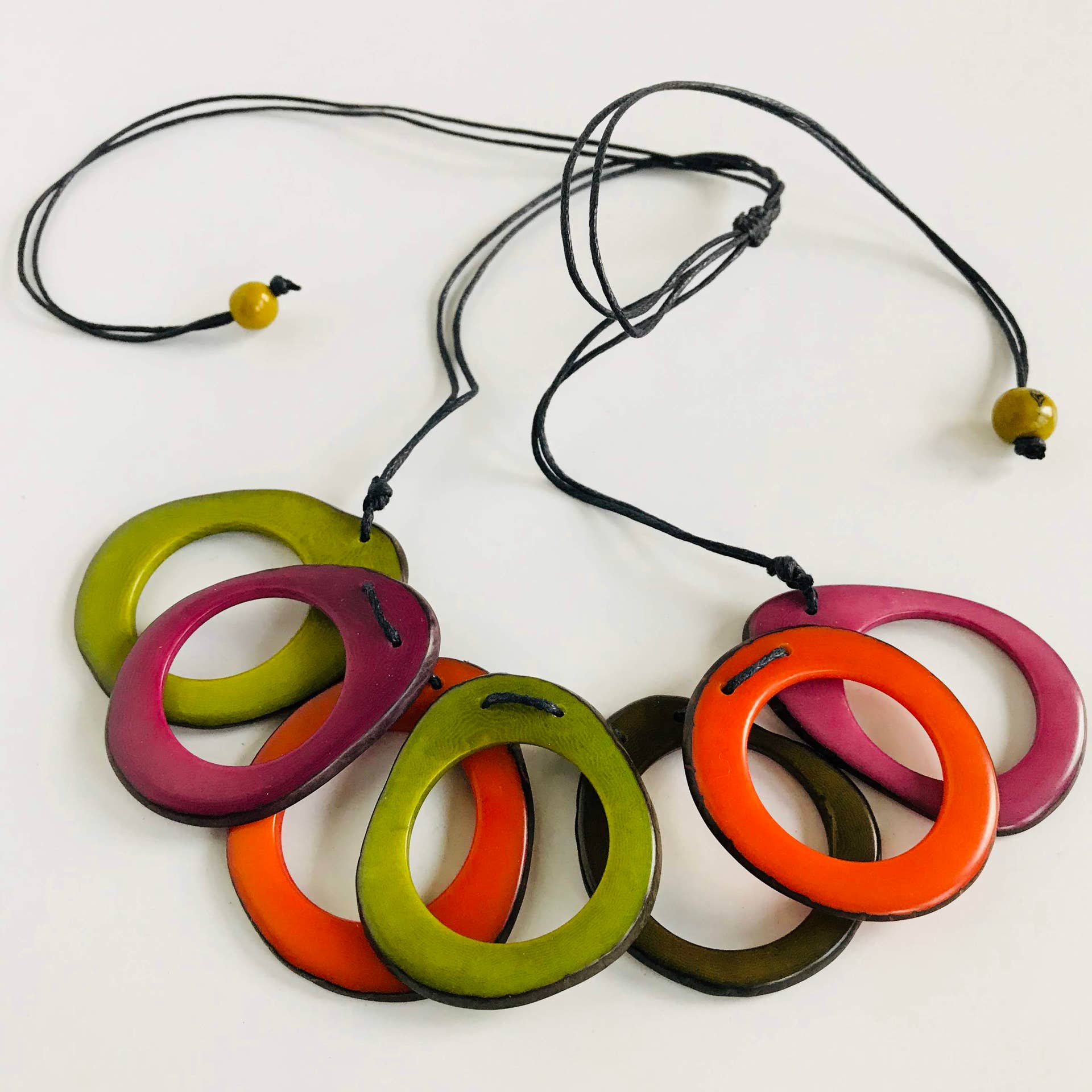 Belart Fair Trade - Vente Colliers plastrons - Collier Tagua 7 Ojete Subá6