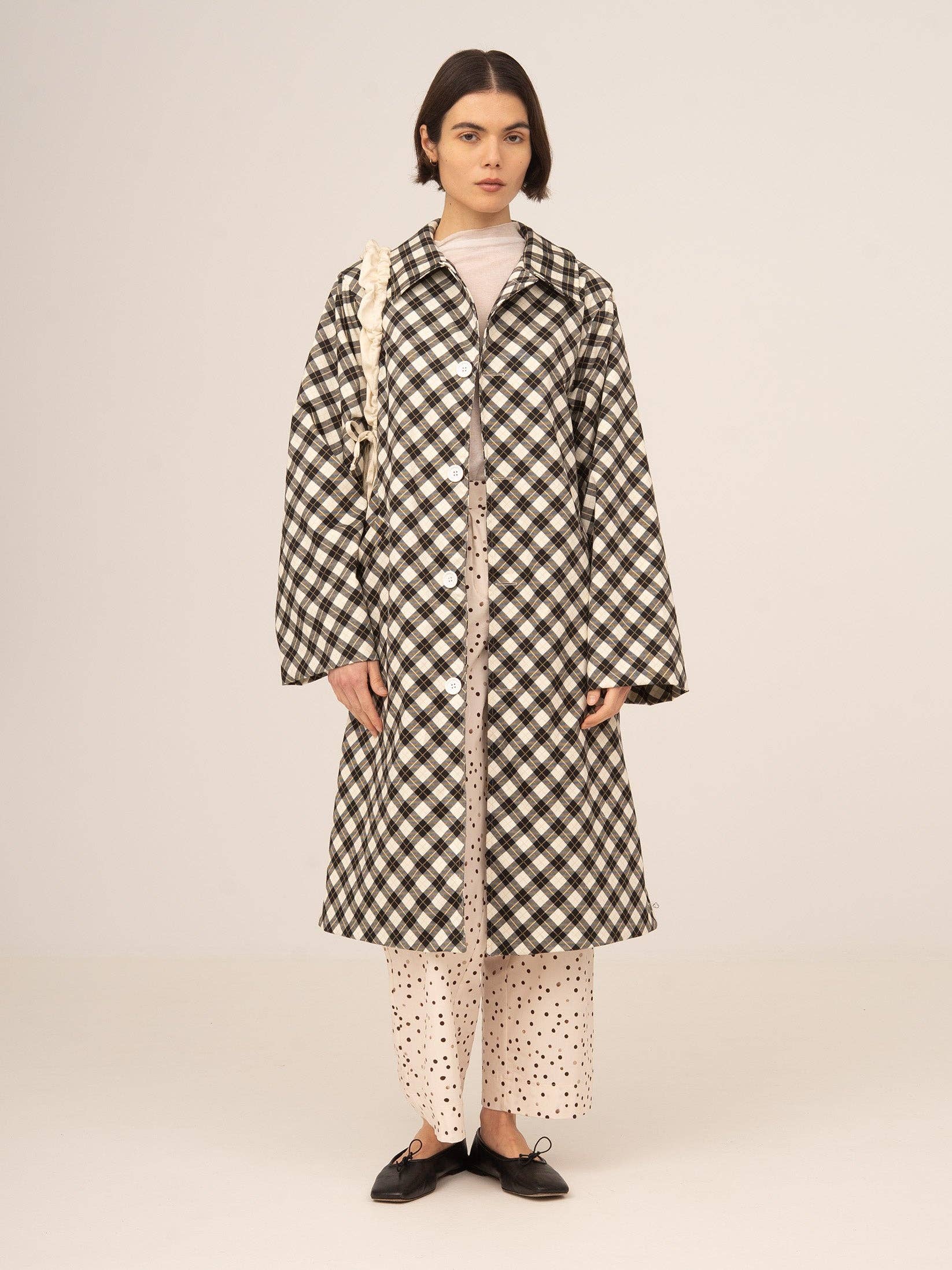 CARMEN SAYS - Wholesale Trench Coat - Women's - Gabardine with Geometric Print Inspired by Classic Betty Argyle3