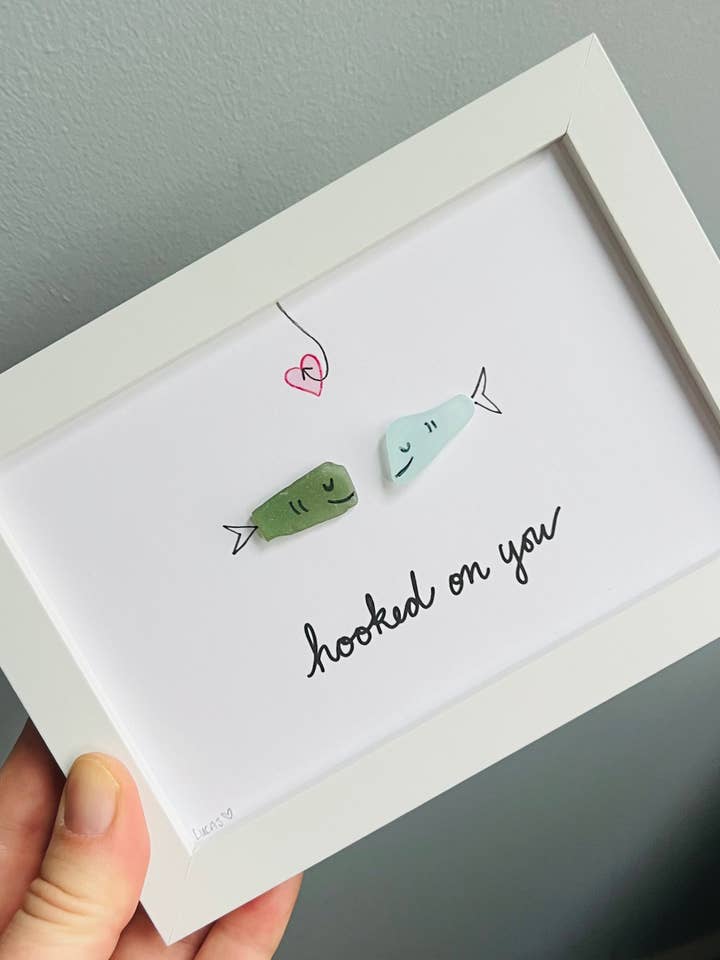 Accroché à toi Art en verre de mer poisson pour la vente par Sook & Hook