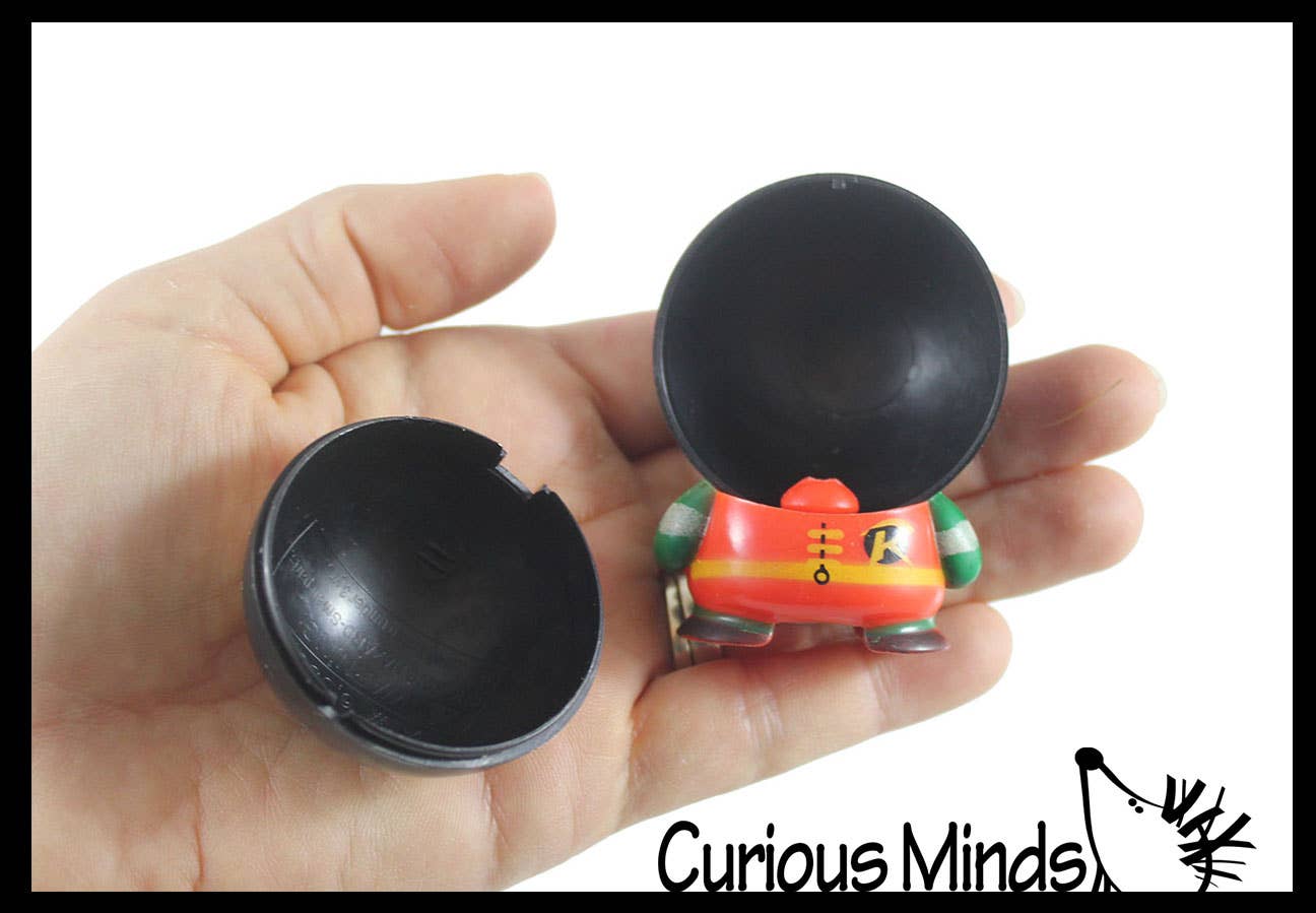 Curious Minds Toys – wholesale Figurine toy – Kids – 1 DC Comics Superhero Capsule Toy Figurines - Super Hero Fan10