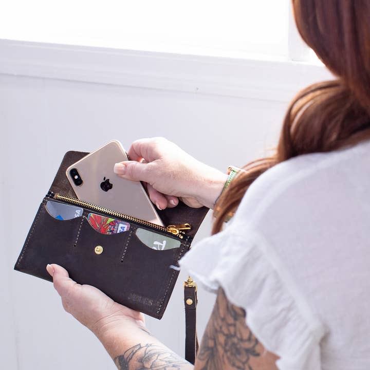 Women's Leather Clutch Wallet - Bifold for wholesale by Lifetime Leather Co