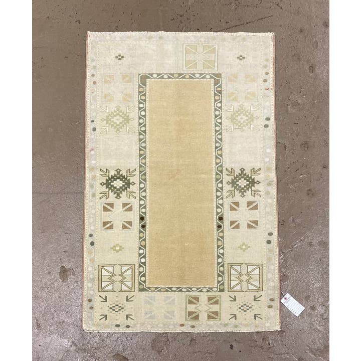 Vintage Turkish area rug | 3.1 x 4.9 for wholesale by Vintage Loomz