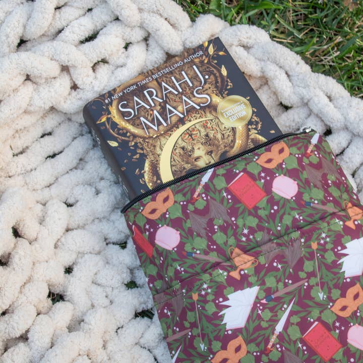 Meaggie Moos - Wholesale Book Cover - Book / Tablet Sleeve | A Court of Thorns and Roses