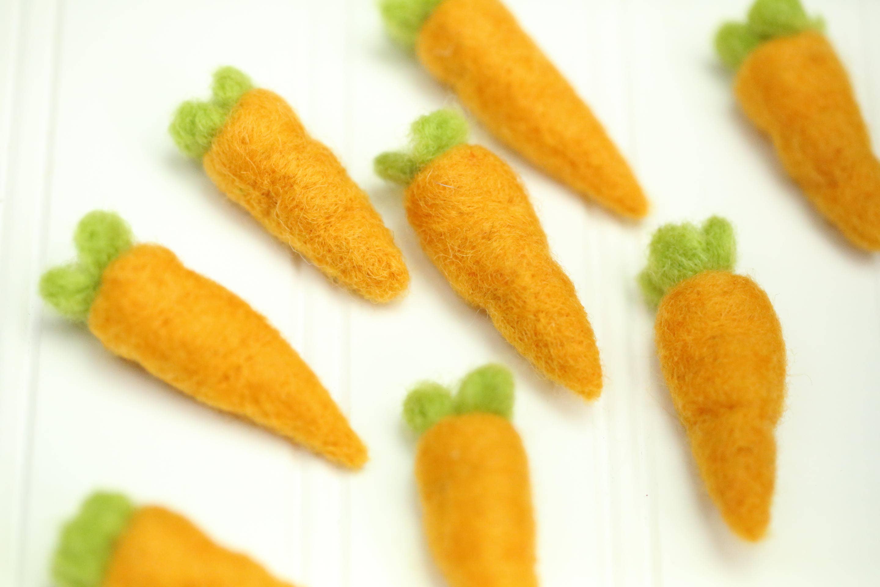 The Felt Pod - Vendita all'ingrosso Decorazioni da tavolo - Carote in feltro - Mini3