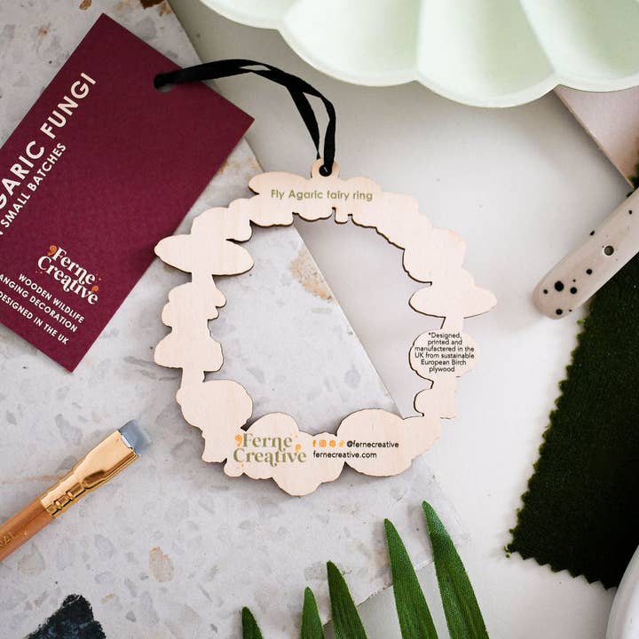 Ferne Creative – Engroshandel Pynt – Trædekoration med fluesvamp2