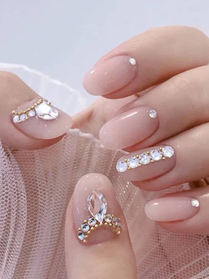 Smalto semipermanente 4 in 1 per la vendita all'ingrosso da parte di HEIDY CLADDY