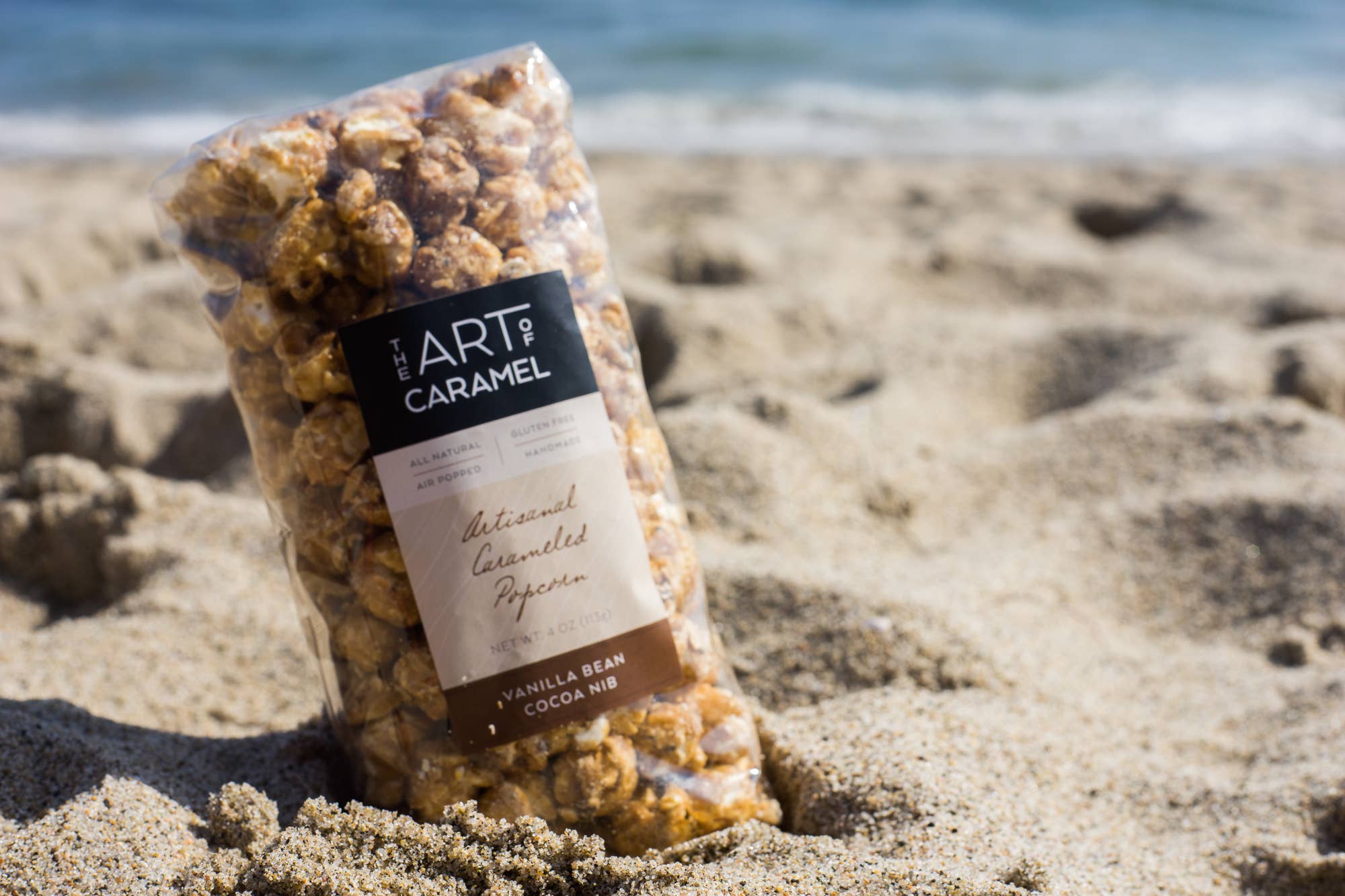 The Art of Caramel - Wholesale Popcorn - Vanilla Bean Cocoa Nib Caramel Popcorn 4 oz1