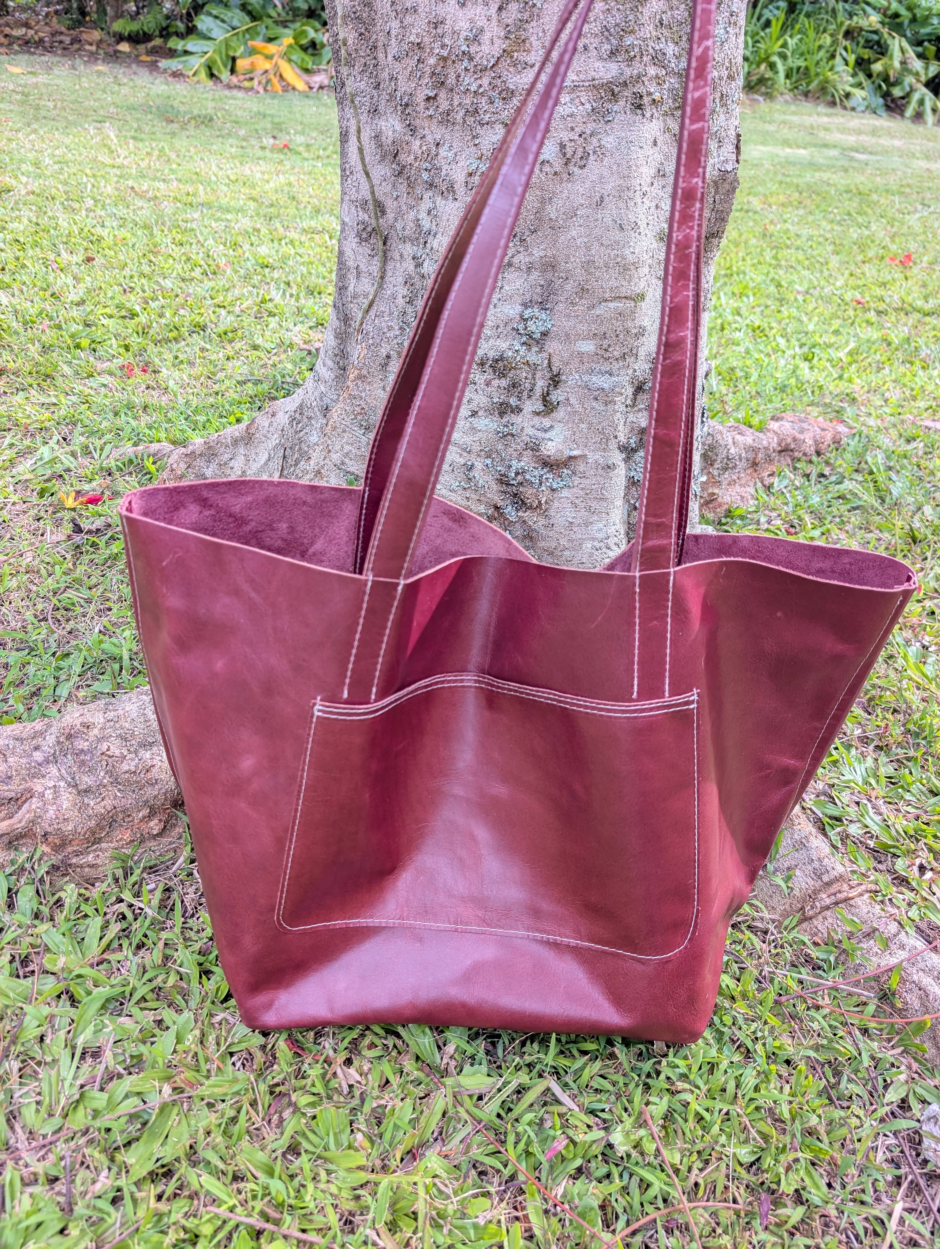 Vicki Jean Leather Design Co. - Wholesale Tote Bag - Women's - Kelley Slouchy Tote1