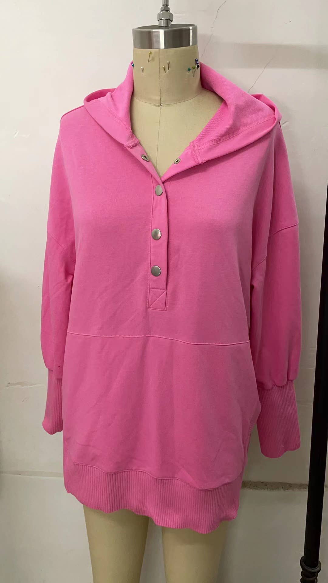 UNISHE – wholesale Hoodie – Women's – Plain Snap Button Oversize Hoodies CY12118