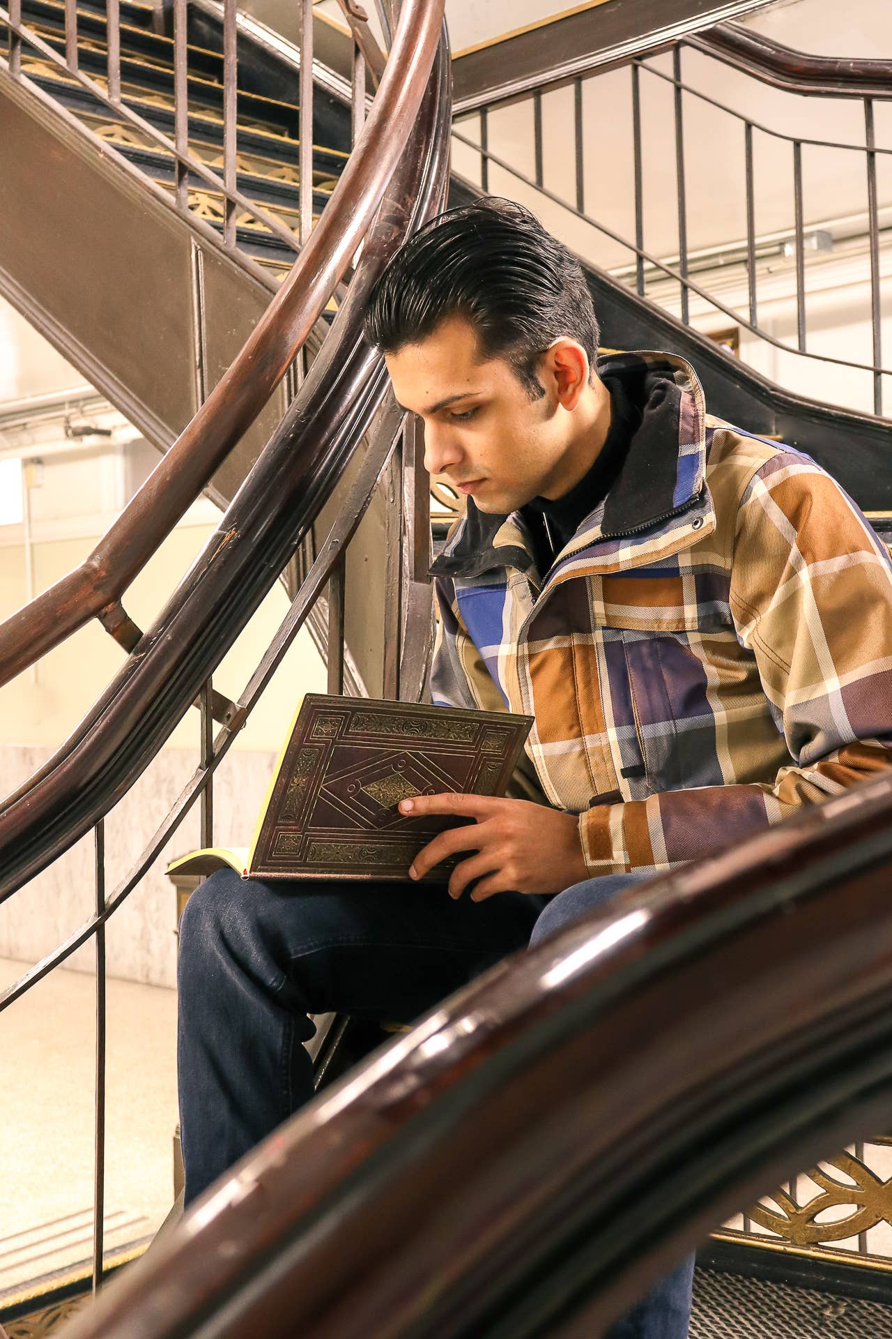 Chronicle Books - Wholesale Planner - Paperblanks 2026 First Folio Min Horizontal Hardcover 12MPln10