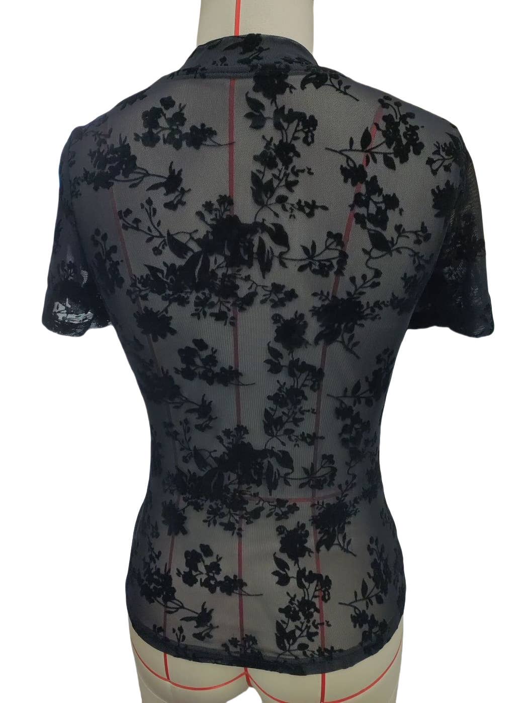 Schwarz Mesh-T-Shirt mit Blumenmuster für den Großhandel auf Faire2