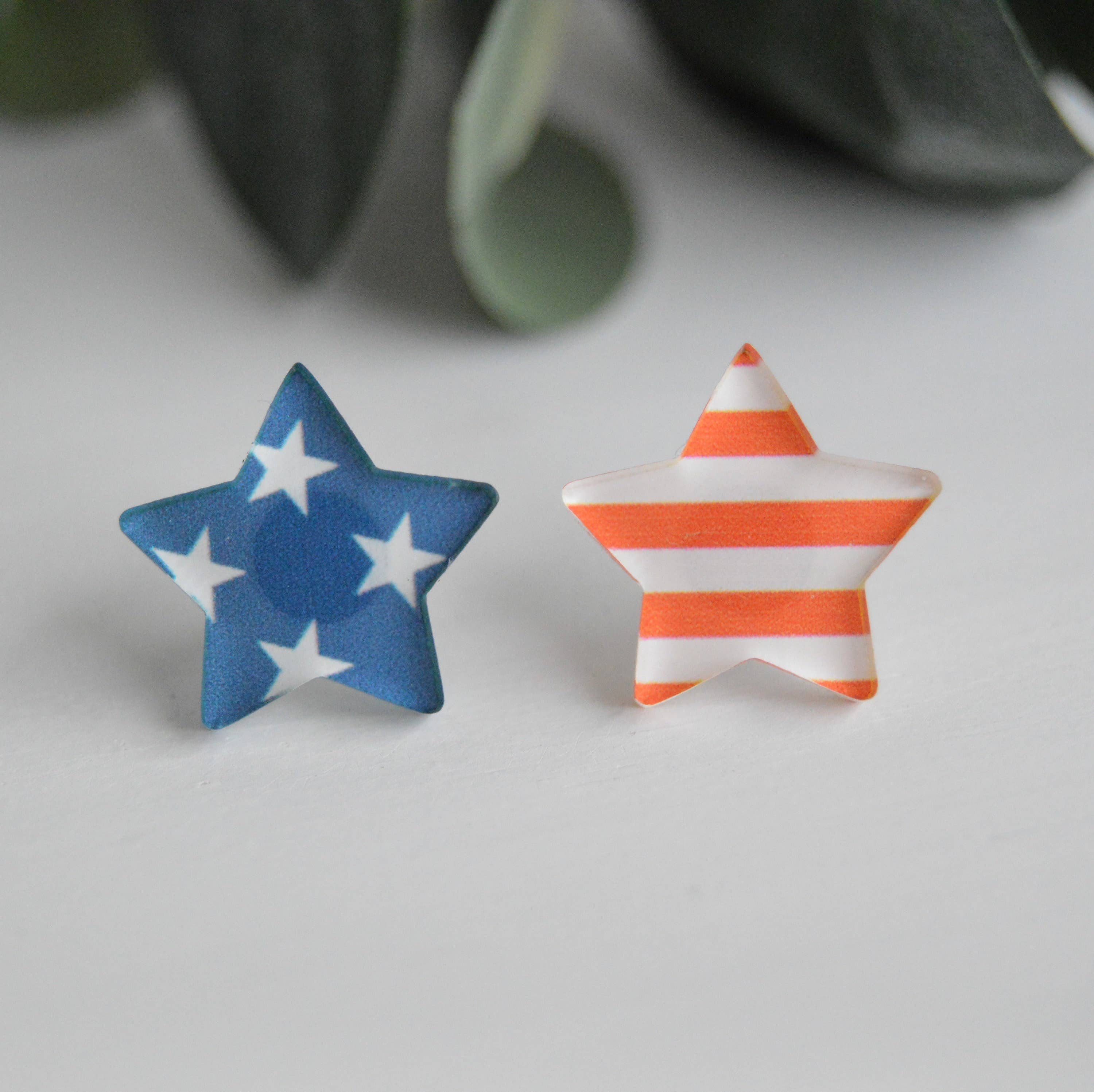 The Adorned Fox - Wholesale Stud/Post Earrings - Patriotic Stars And Stripes Stud Earrings