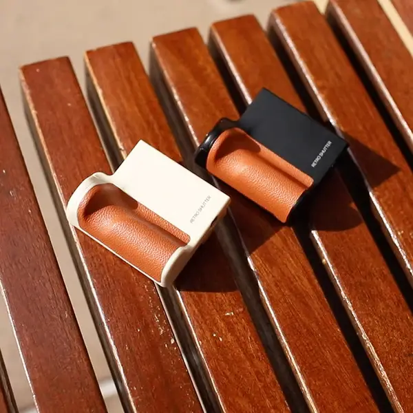 FashionIt – Suporte para tablet por atacado – Obturador Retro - Punho do obturador da câmara do telemóvel - Marfim2