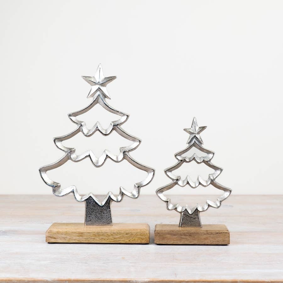 Gainsborough Giftware x Portland Living – wholesale Dekorativt bordsobjekt – Aluminiumträd med stjärna, 31 cm1