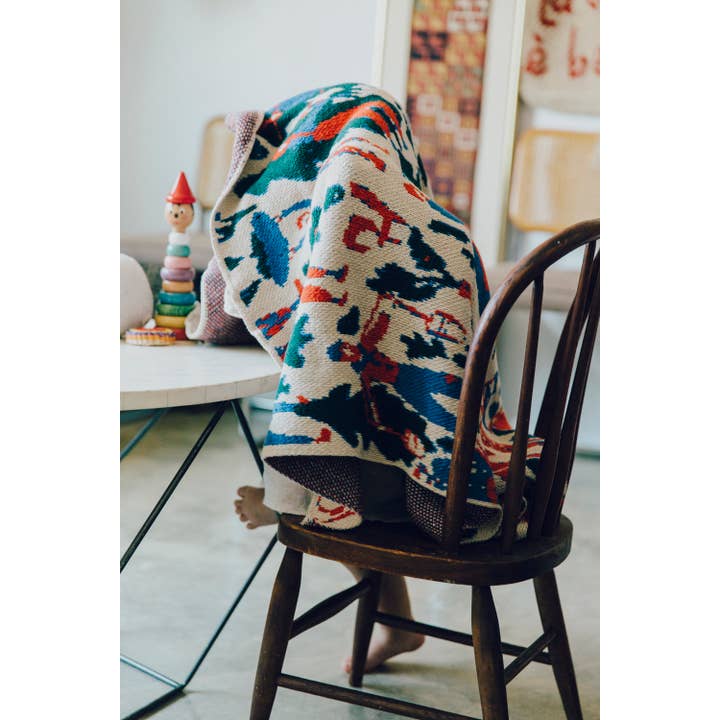 Hillery Sproatt - Wholesale Throw Blanket - Child Swiss Fields Blue