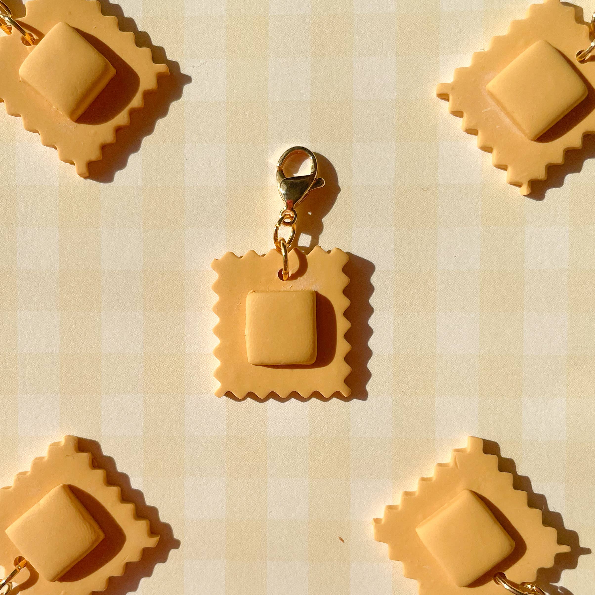 Bold Blossom Shop - Venta al por mayor Llavero - Mujer - Dije de bolsa en forma de ravioli3