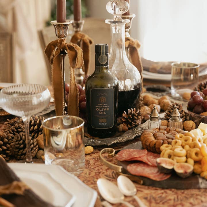 Cucina Cipoletti - Wholesale Olive Oil - Organic Extra Virgin Olive Oil Bottle1