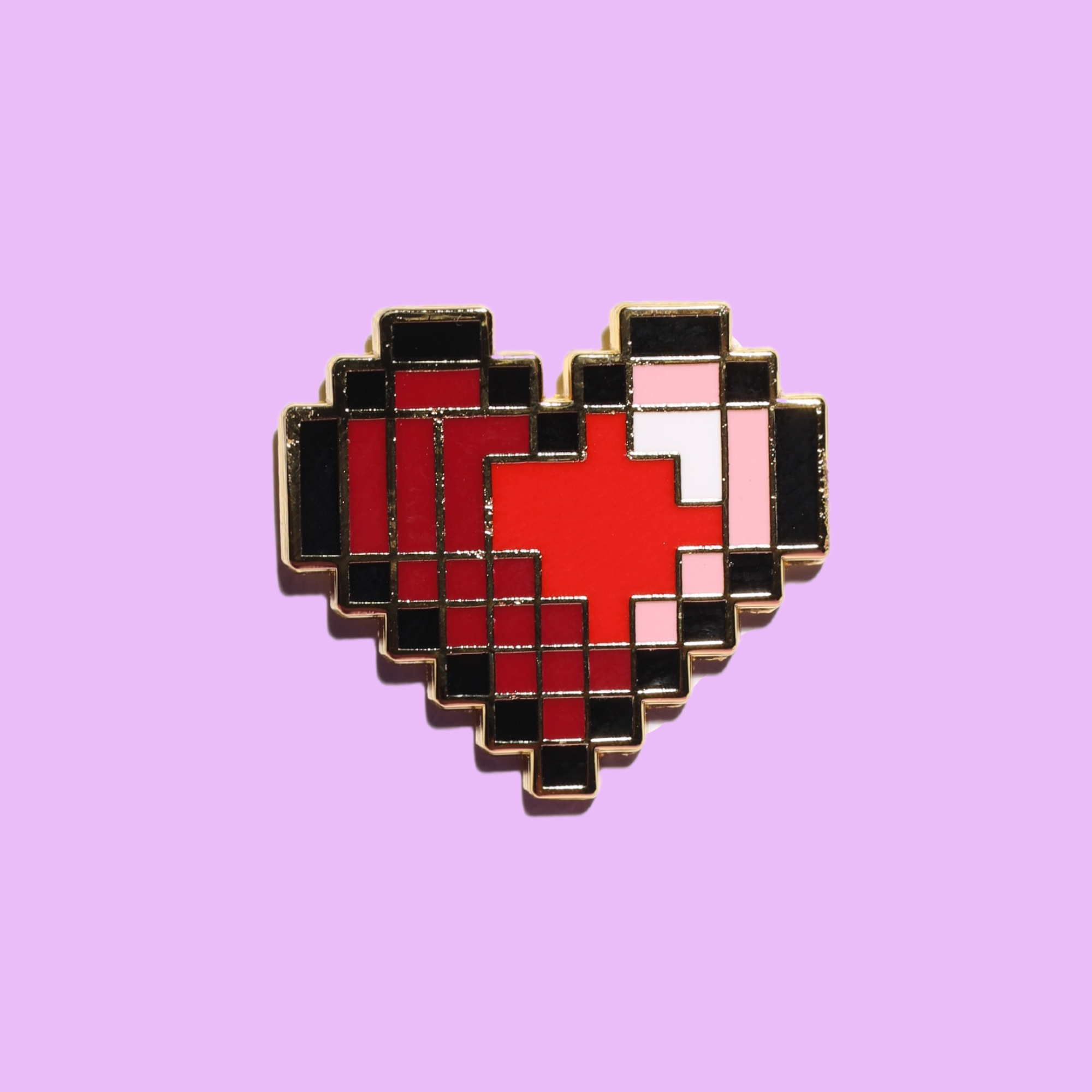 Patches and Pins - Vente Épinglettes/boutons - Broche en émail Pixel Heart1