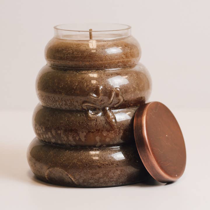 A Cheerful Giver - Wholesale Jar/filled candle - Beehive Large Candle (30oz.) – Honey Praline Clusters1
